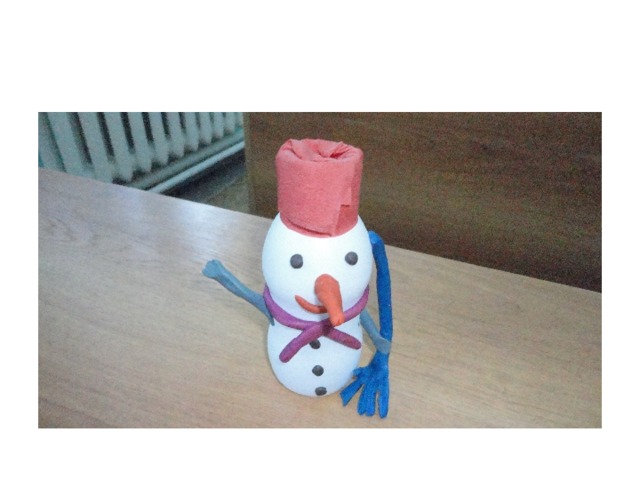 Снеговик из пластиковой бутылочки.